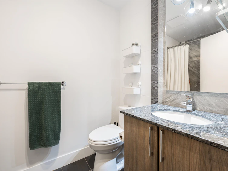 A318-20211 66 Avenue, Langley, BC, V2Y 0L4 - 14