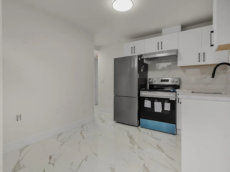 2-585 E 60th Avenue, Vancouver, BC, V5X 2A2 - 22