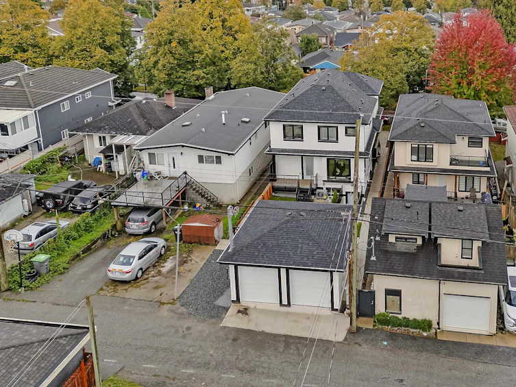 2-585 E 60th Avenue, Vancouver, BC, V5X 2A2 - 28