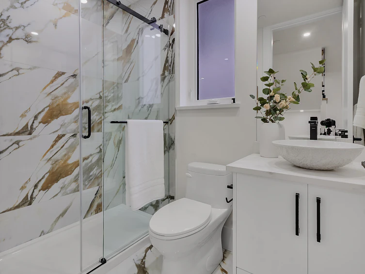 1-585 E 60th Avenue, Vancouver, BC, V5X 2A2 - 13
