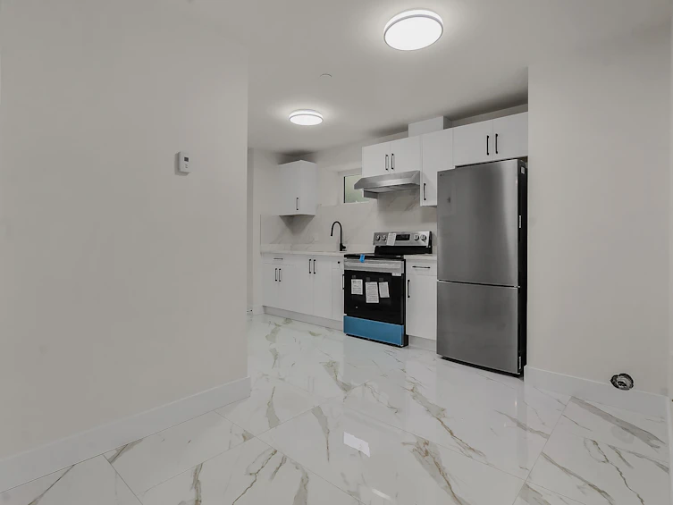 1-585 E 60th Avenue, Vancouver, BC, V5X 2A2 - 25