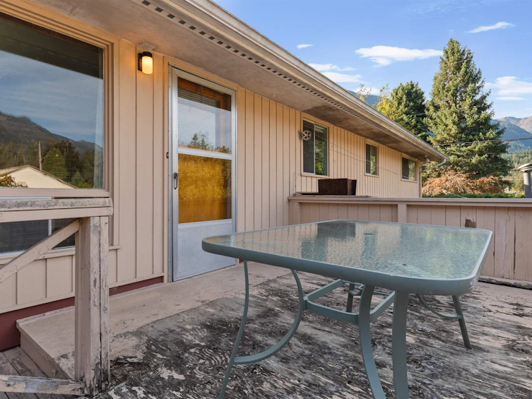 311 Allison Avenue, Hope, BC, V0X 1L0 - 34