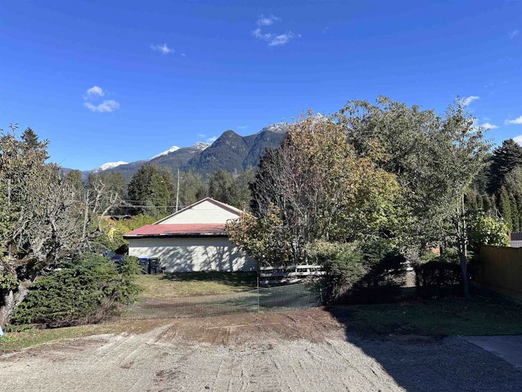 311 Allison Avenue, Hope, BC, V0X 1L0 - 37