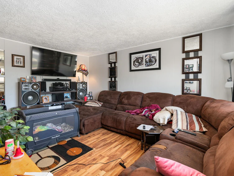 1807 9th Avenue, Prince George, BC, V2M 1N2 - 2