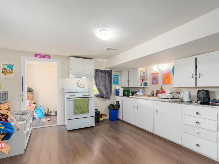 1807 9th Avenue, Prince George, BC, V2M 1N2 - 18