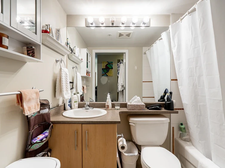 211-3660 Vanness Avenue, Vancouver, BC, V5R 6H8 - 18