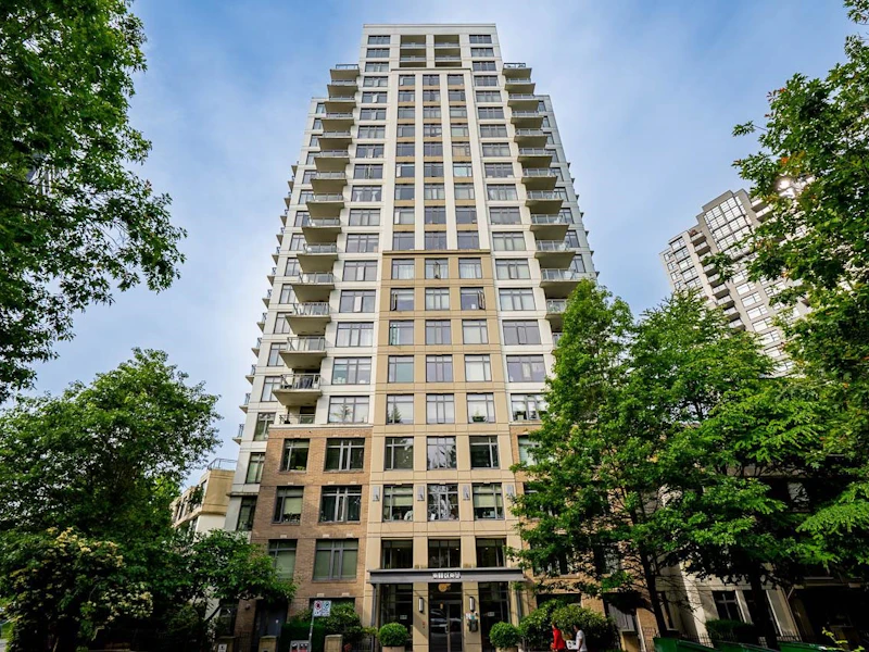 211 - 3660 Vanness Avenue, Vancouver BC V5R 6H8