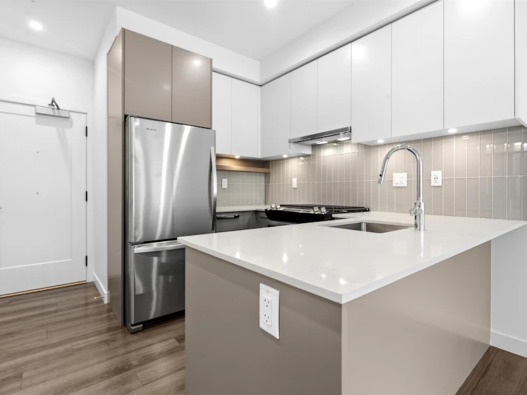 115-13788 76 Avenue, Surrey, BC, V3W 3V9 - 6
