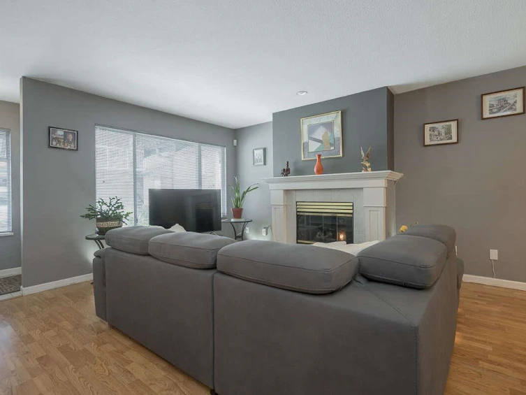 109-10308 155a Street, Surrey, BC, V3R 4K5 - 8