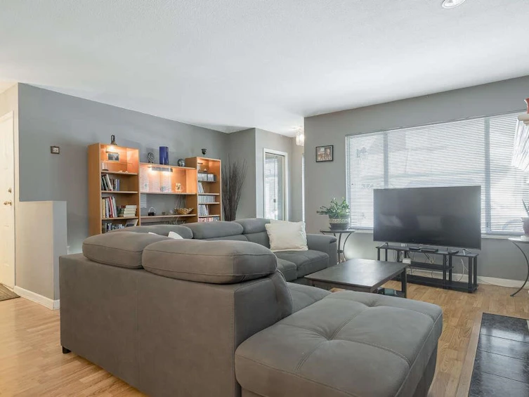 109-10308 155a Street, Surrey, BC, V3R 4K5 - 6