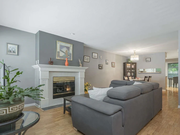 109-10308 155a Street, Surrey, BC, V3R 4K5 - 9