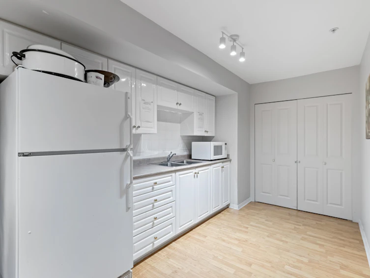 404-12125 75a Avenue, Surrey, BC, V3W 1B9 - 22