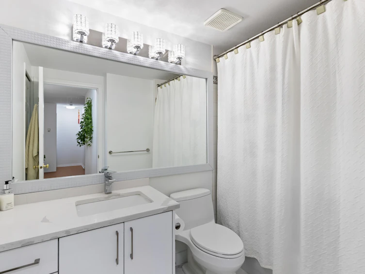 404-12125 75a Avenue, Surrey, BC, V3W 1B9 - 18
