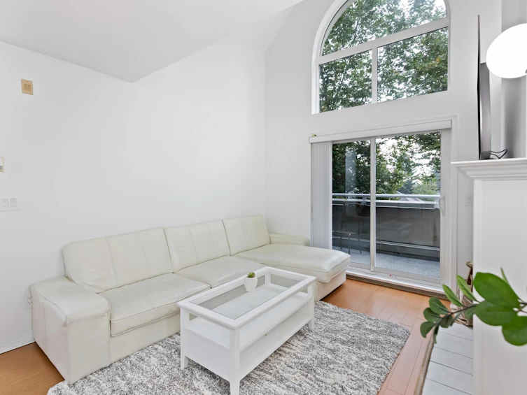 404-12125 75a Avenue, Surrey, BC, V3W 1B9 - 9