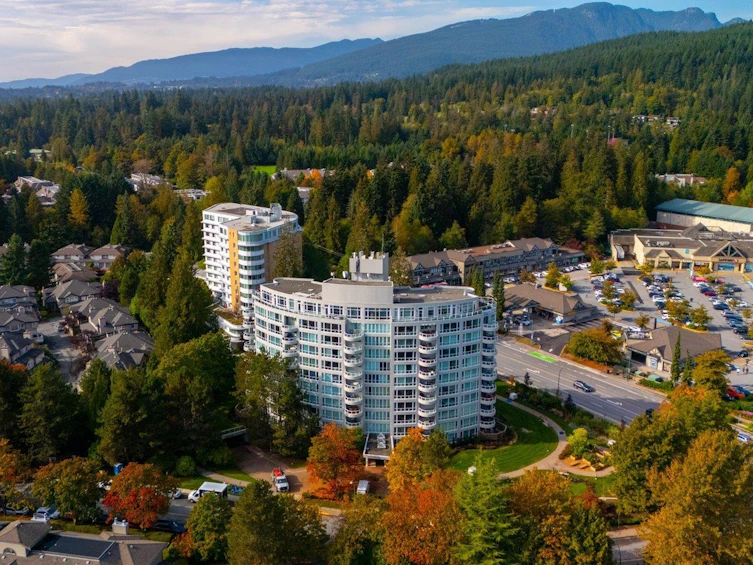 304-995 Roche Point Drive, North Vancouver, BC, V7H 2X4 - 2