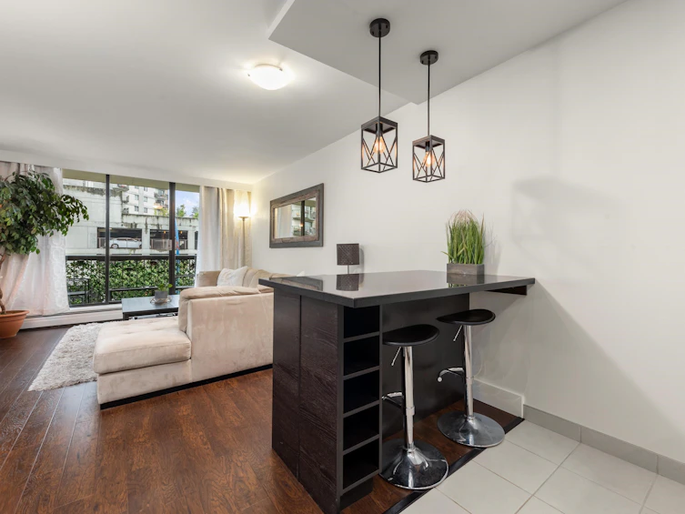 305-145 St Georges Avenue, North Vancouver, BC, V7L 3G8 - 7