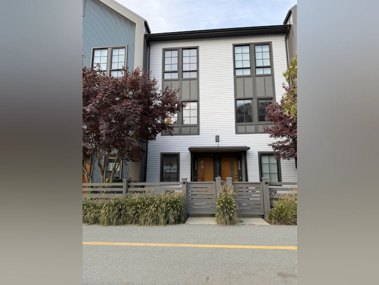 1358 Peakside Place, Squamish, BC, V8B 1A8 - 17