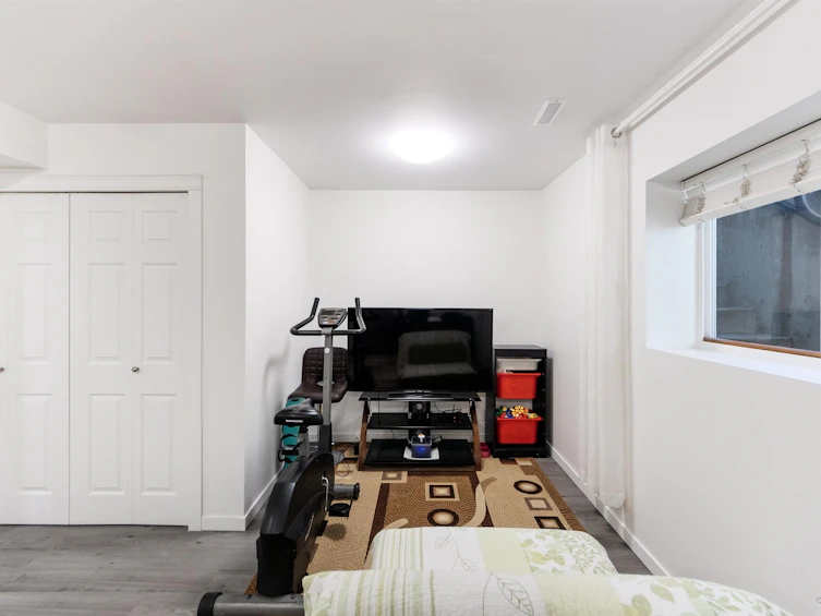 6631 192a Street, Surrey, BC, V4N 0B9 - 27