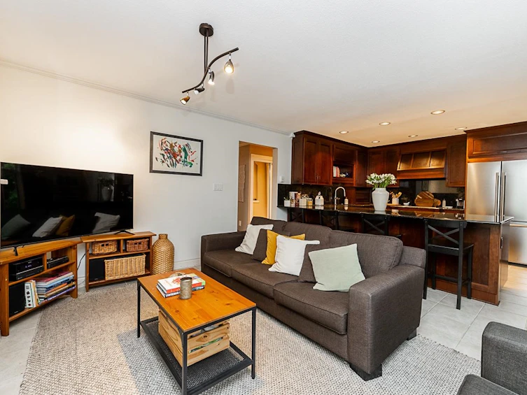 1174 Strathaven Drive, North Vancouver, BC, V7H 2Z6 - 6