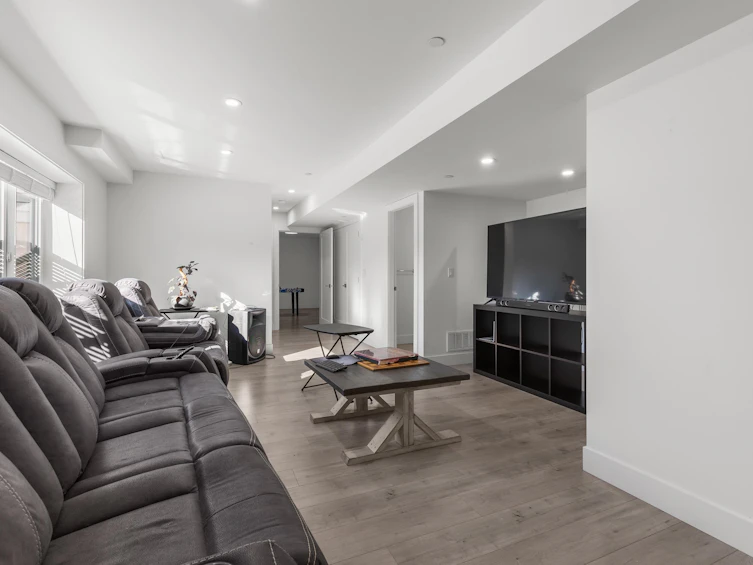 35281 Ewert Avenue, Mission, BC, V2V 6S6 - 35