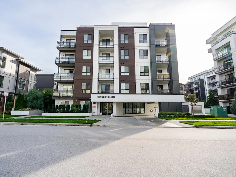 B304-20838 78b Avenue, Langley, BC, V2Y 3M2 - 2