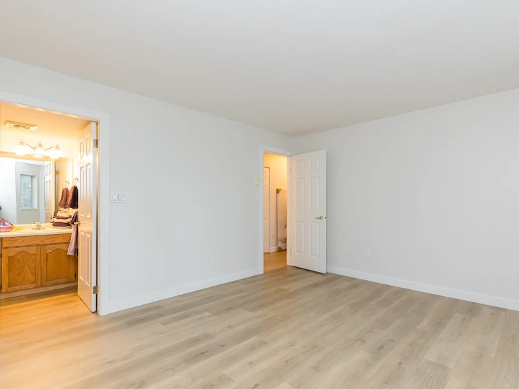 201-33110 George Ferguson Way, Abbotsford, BC, V2S 2L5 - 22