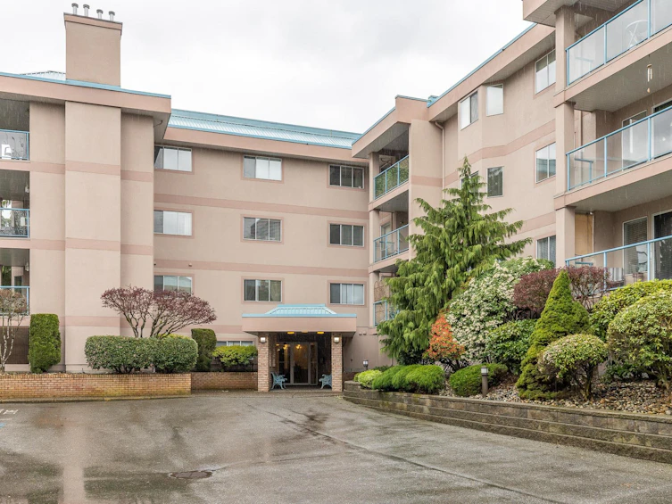 201-33110 George Ferguson Way, Abbotsford, BC, V2S 2L5 - 4