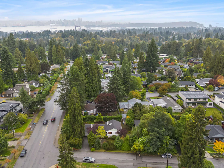 651 Kerry Place, North Vancouver, BC, V7N 2Y6 - 26
