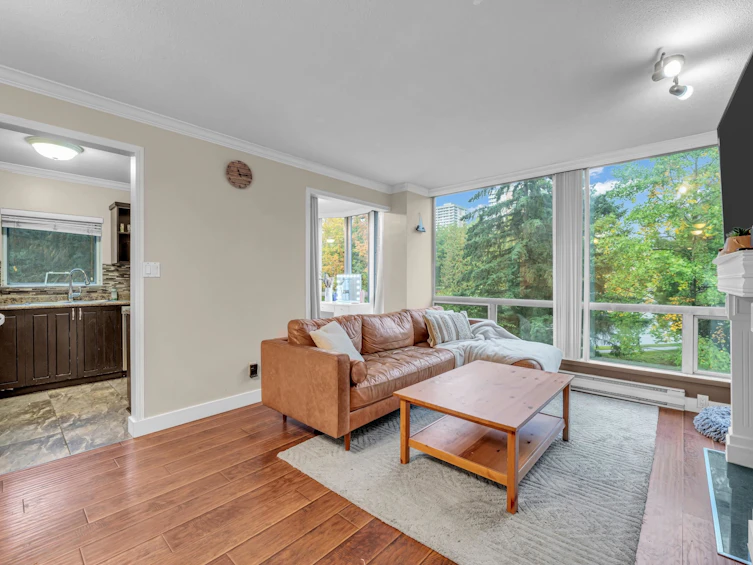 505-9633 Manchester Drive, Burnaby, BC, V3N 4Y9 - 4