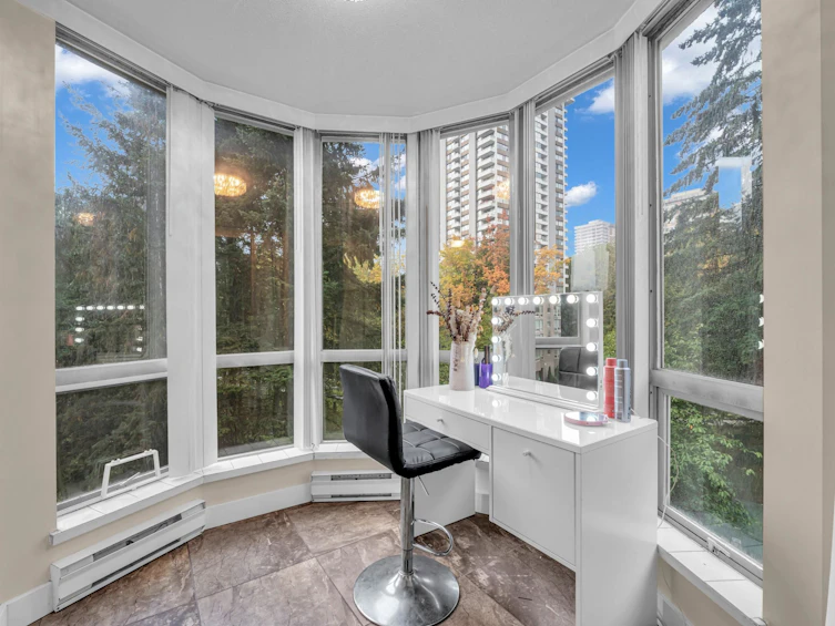 505-9633 Manchester Drive, Burnaby, BC, V3N 4Y9 - 16