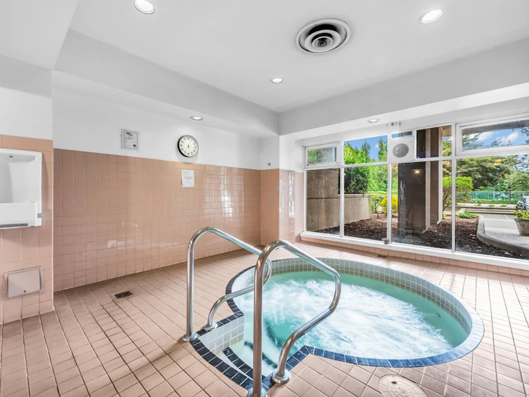 505-9633 Manchester Drive, Burnaby, BC, V3N 4Y9 - 24