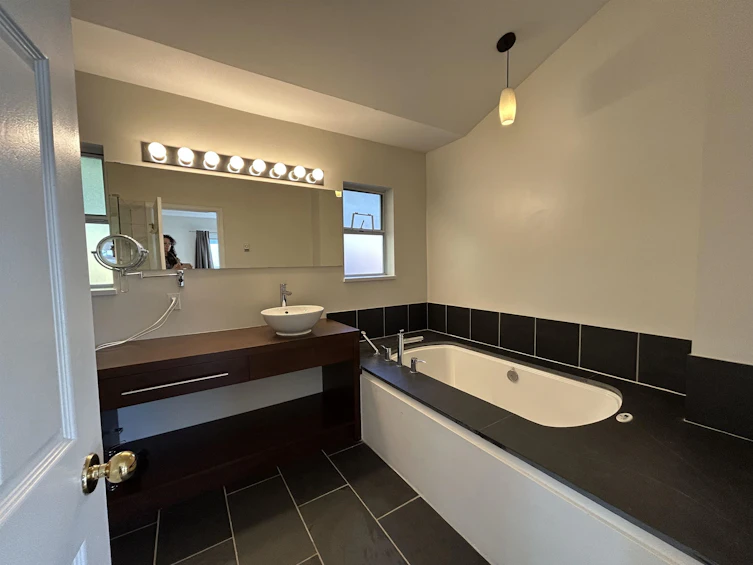 2358 W 6th Avenue, Vancouver, BC, V6K 1V9 - 23