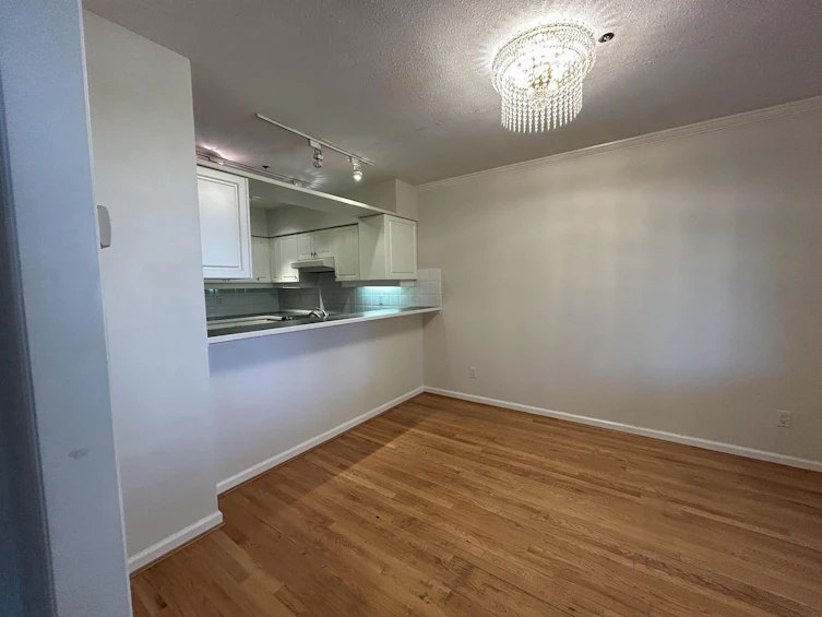 2358 W 6th Avenue, Vancouver, BC, V6K 1V9 - 11