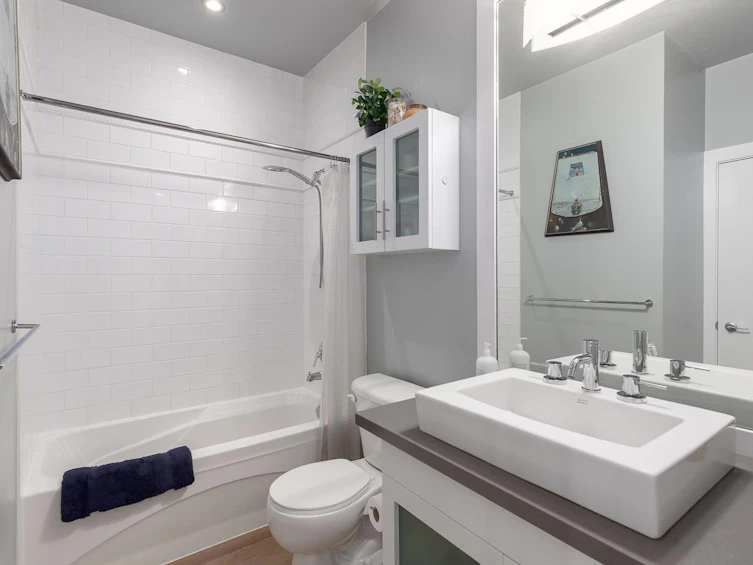 208-2635 Prince Edward Street, Vancouver, BC, V5T 4V7 - 21