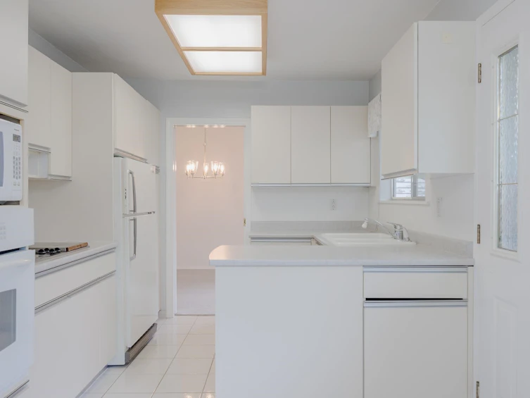 1589 Haversley Avenue, Coquitlam, BC, V3J 1V7 - 4