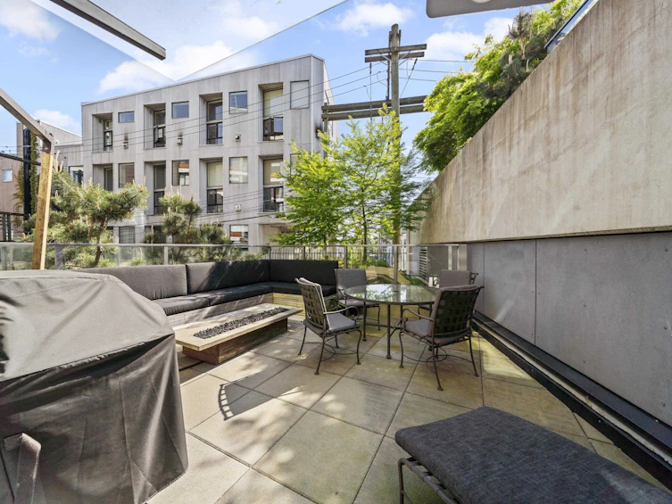 302-210 E 5th Avenue, Vancouver, BC, V5T 0K1 - 16