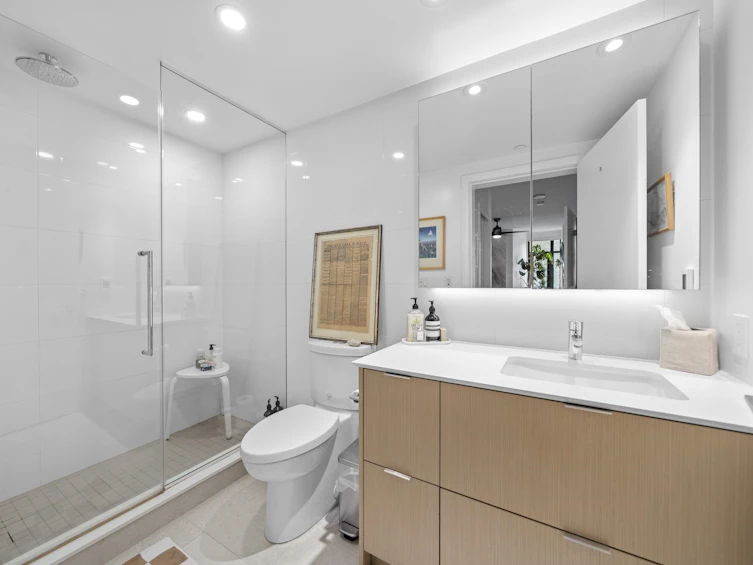 302-210 E 5th Avenue, Vancouver, BC, V5T 0K1 - 14