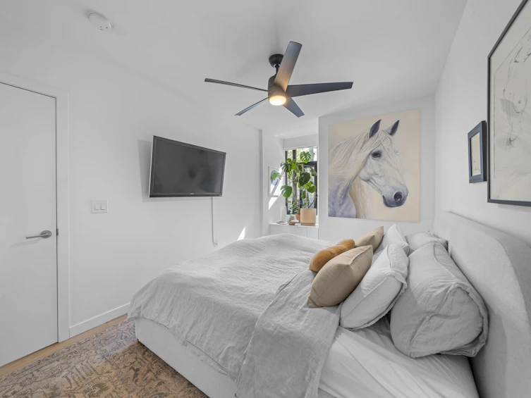302-210 E 5th Avenue, Vancouver, BC, V5T 0K1 - 11