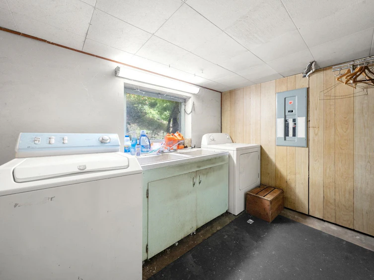 3041 St. Marys Avenue, North Vancouver, BC, V7N 1X5 - 27