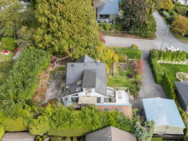 3041 St. Marys Avenue, North Vancouver, BC, V7N 1X5 - 38
