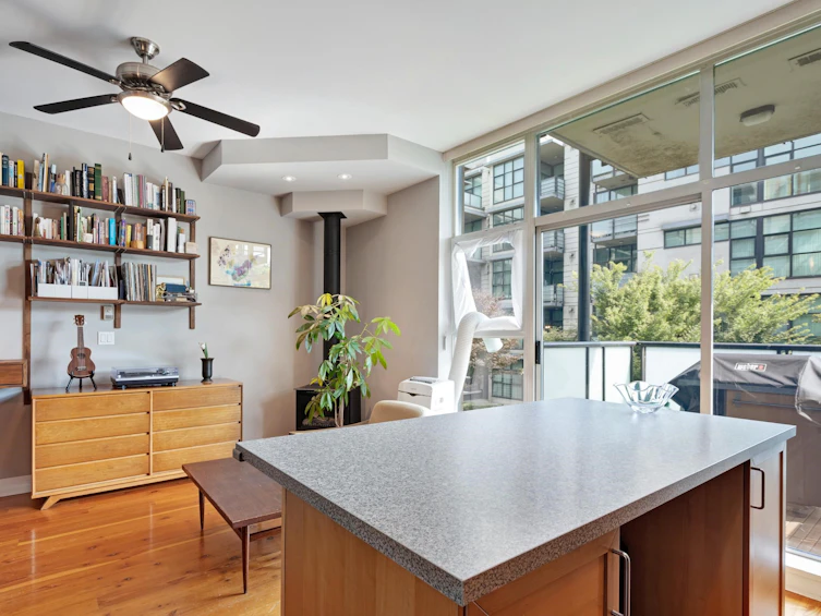 213-8988 Hudson Street, Vancouver, BC, V6P 6Z1 - 8