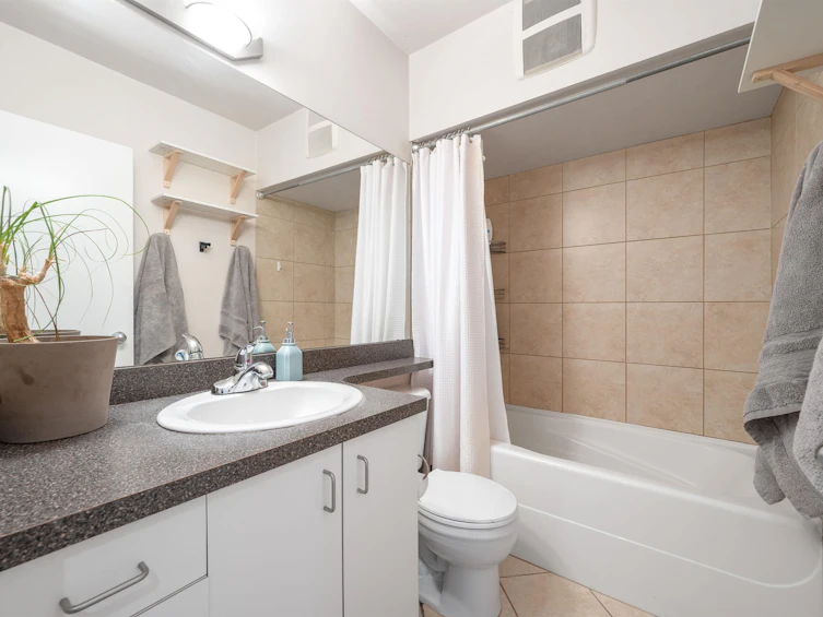 8-1235 W 10th Avenue, Vancouver, BC, V6H 1J5 - 19