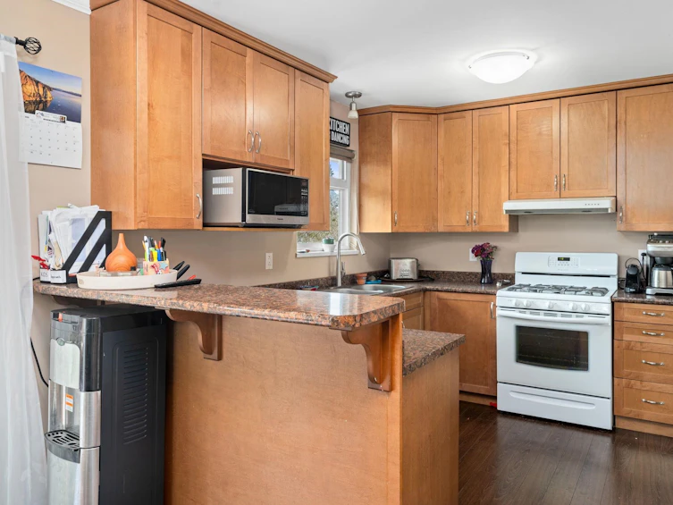 1600 Cornell Avenue, Coquitlam, BC, V3J 3A1 - 11