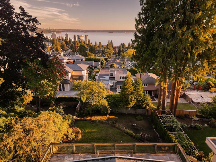 2344 Ottawa Avenue, West Vancouver, BC, V7V 2S9 - 30