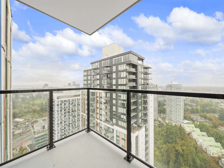 3704-13745 George Junction, Surrey, BC, V3T 4Y3 - 3
