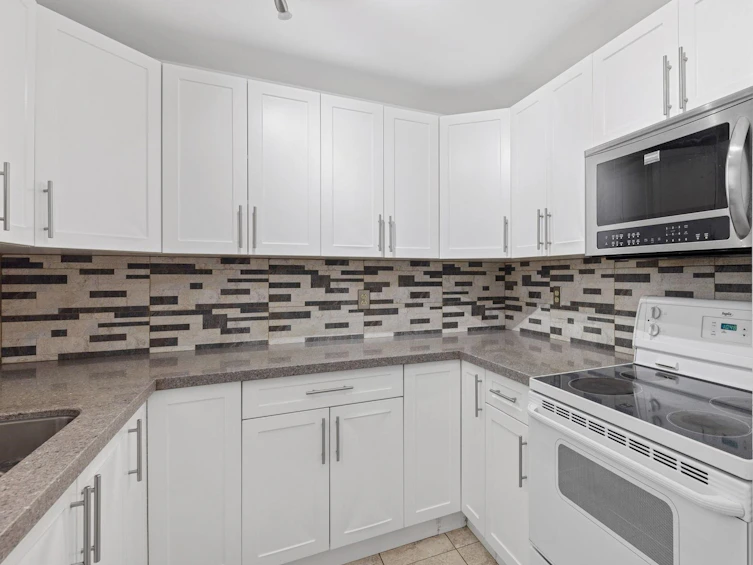 14-8820 Westminster Highway, Richmond, BC, V6X 1A8 - 13