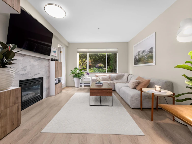 210-3608 Deercrest Drive, North Vancouver, BC, V7G 2S8 - 3