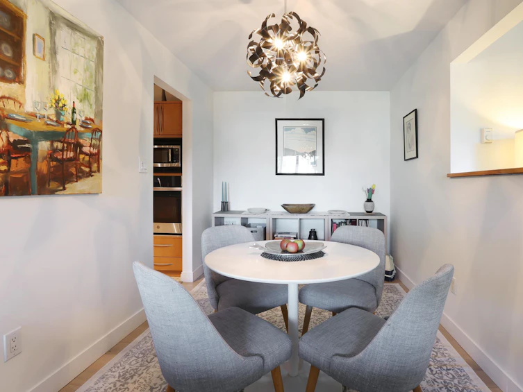 215-1890 W 6th Avenue, Vancouver, BC, V6J 1R6 - 4