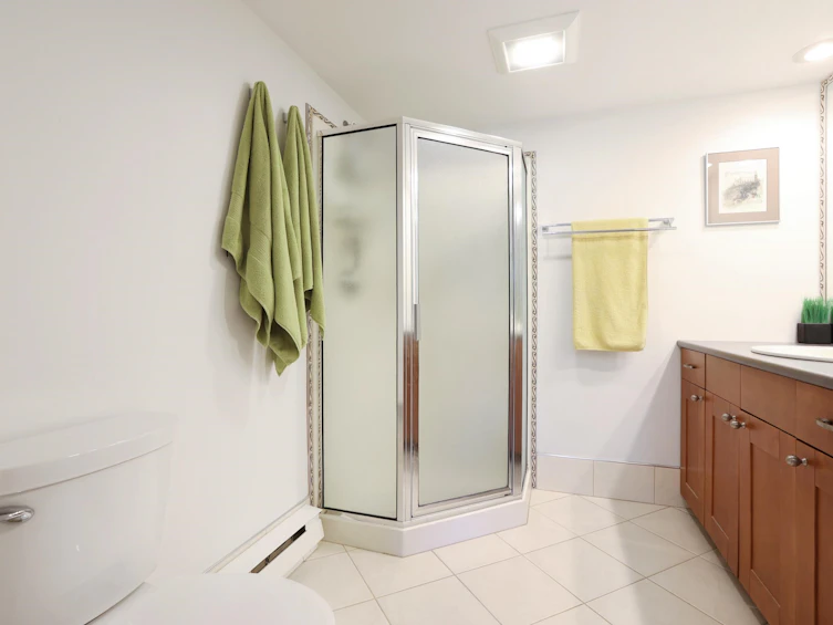 215-1890 W 6th Avenue, Vancouver, BC, V6J 1R6 - 11