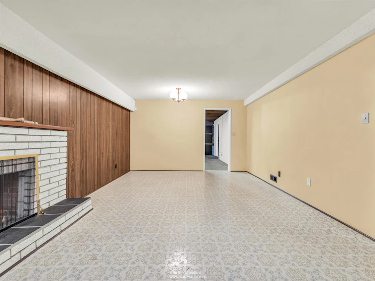 85 W 63rd Avenue, Vancouver, BC, V5X 2H7 - 4